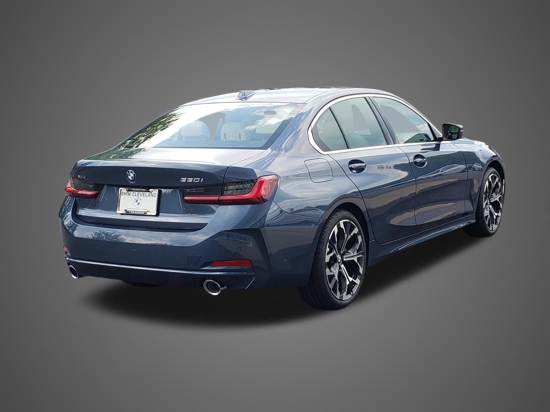 New 2026 BMW 330i xDrive Sedan w/ Premium Package AWD/4WD image 6