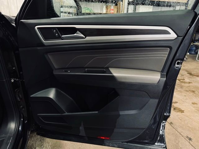 Used 2022 Volkswagen Atlas SE image 13