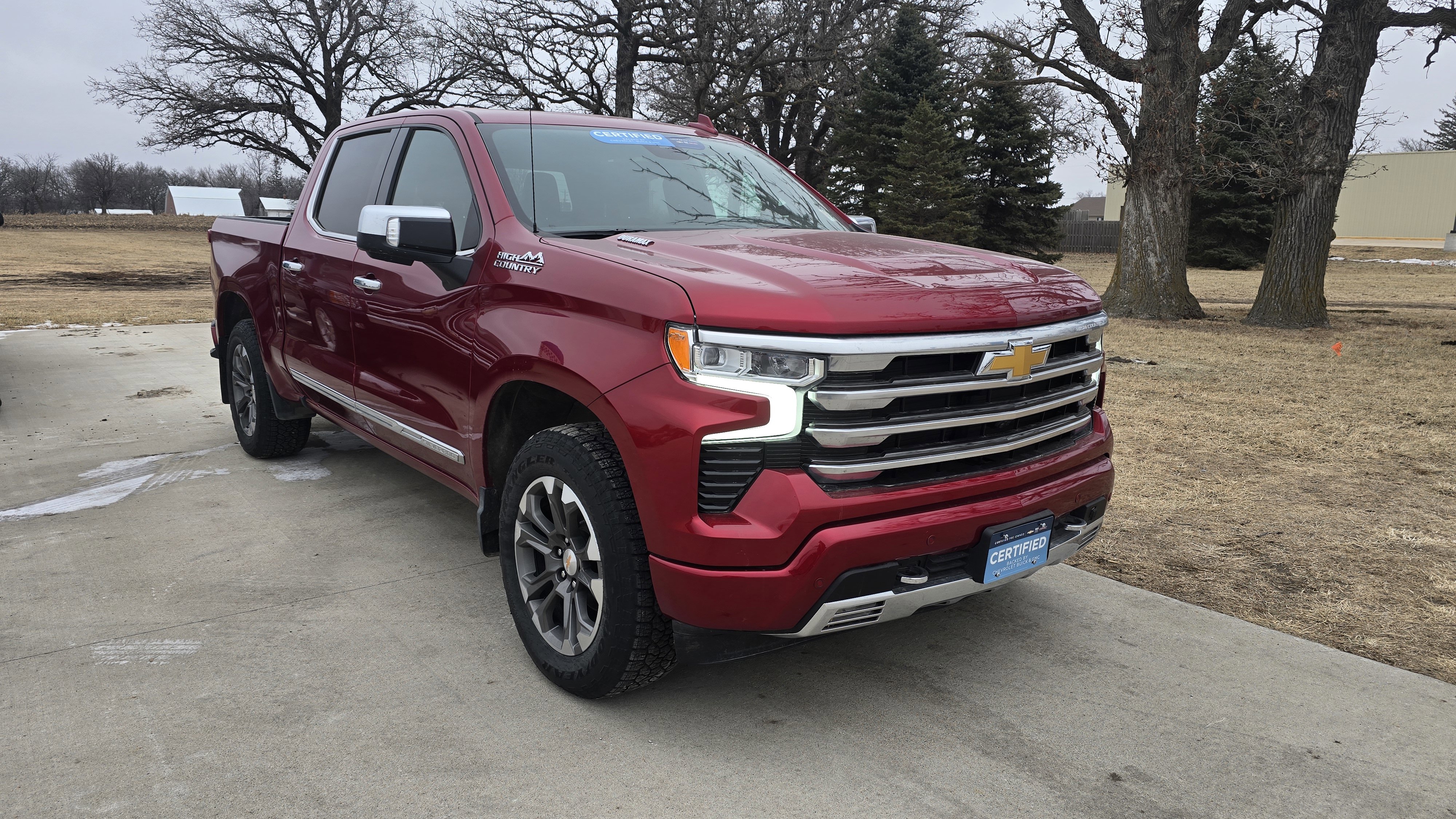 Certified 2025 Chevrolet Silverado 1500 High Country w/ Technology Package image 3