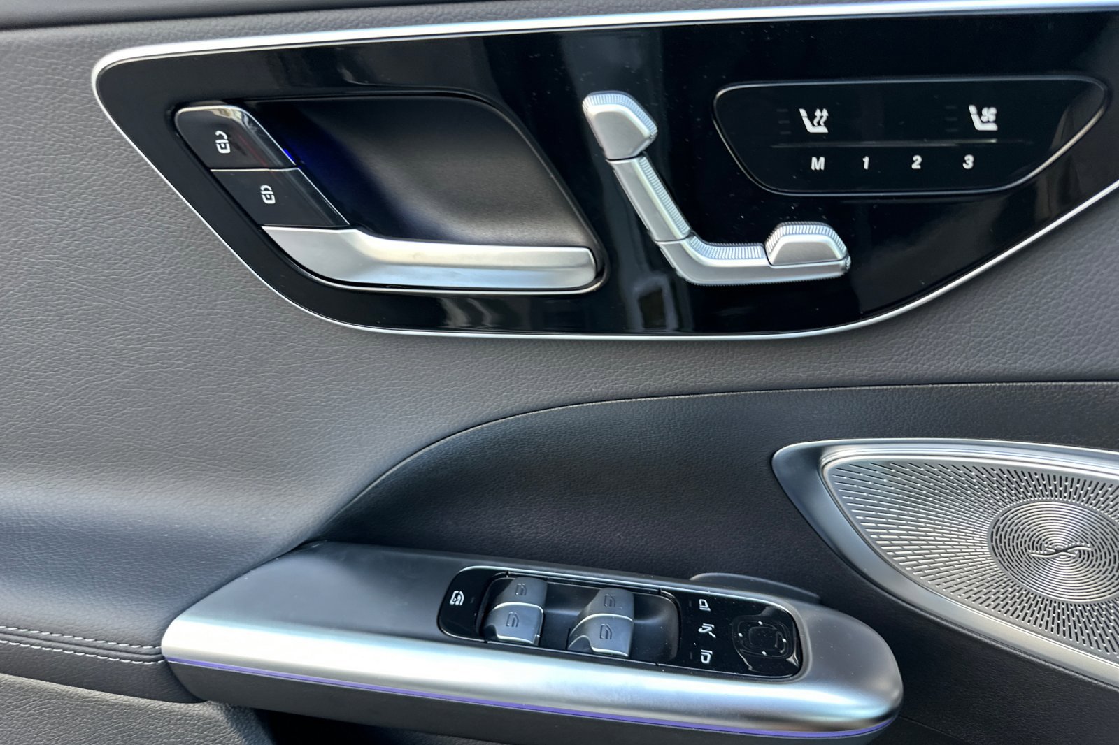 New 2025 Mercedes-Benz C 300 Sedan image 11