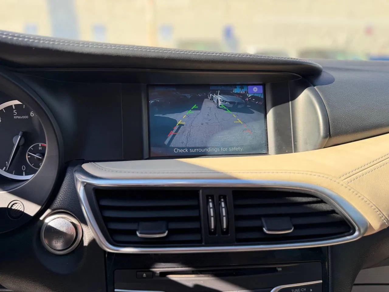 Used 2018 INFINITI QX30 Premium w/ Navigation Package image 44