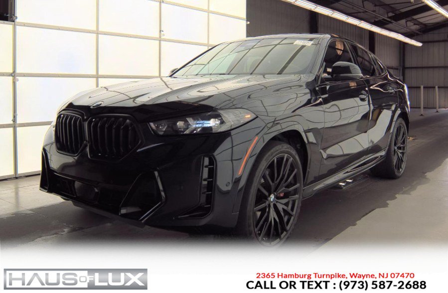 Used 2024 BMW X6 xDrive40i w/ Premium Package AWD/4WD image 3