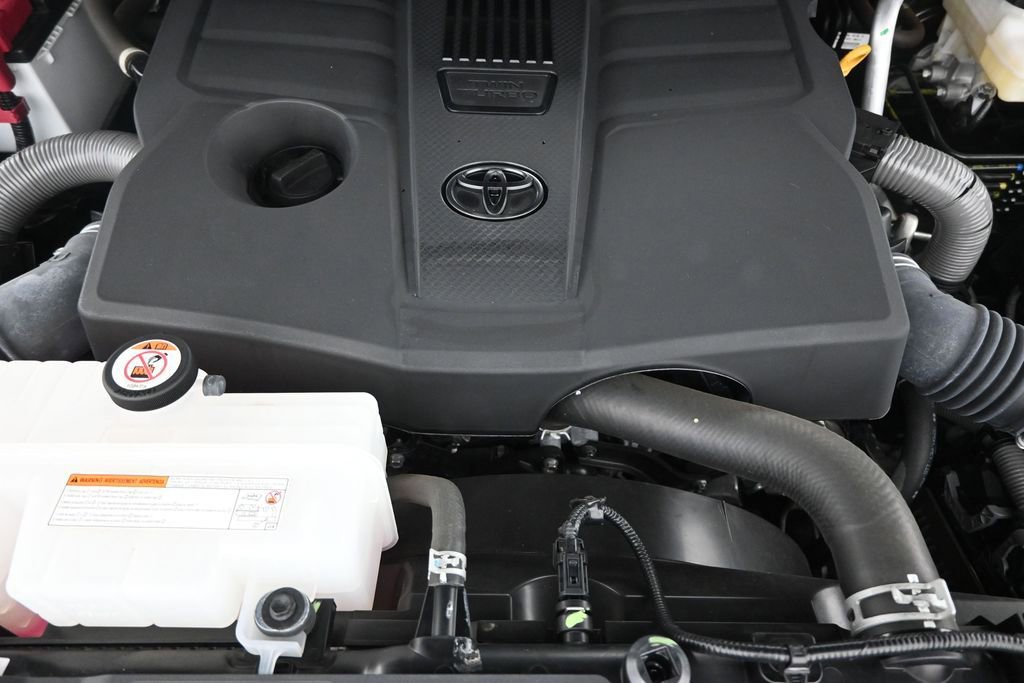 Used 2024 Toyota Tundra Limited AWD/4WD image 50