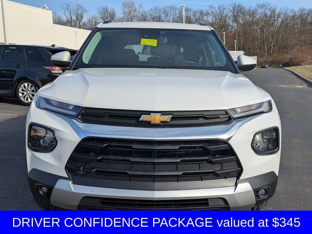 Used 2023 Chevrolet TrailBlazer LT w/ Convenience Package image 2