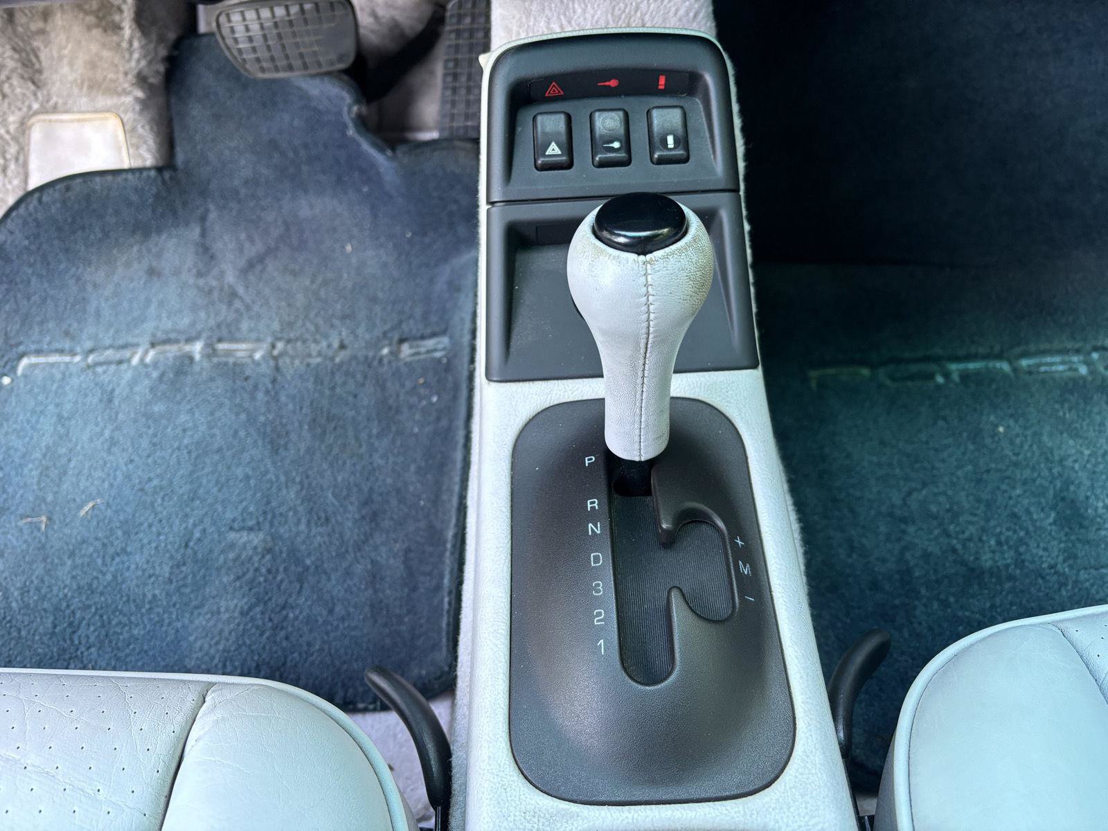 Used 1991 Porsche 911 Carrera image 8