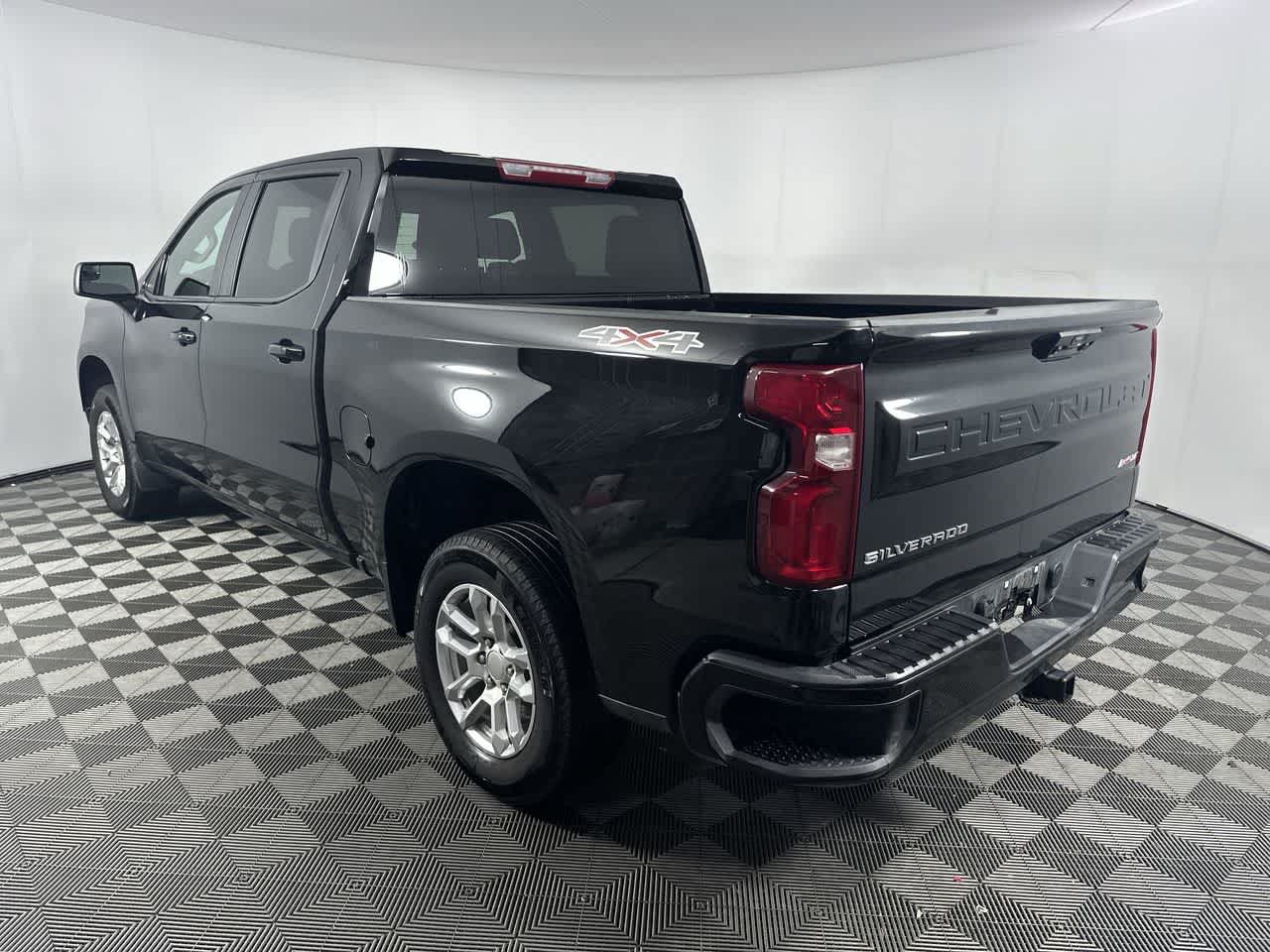 Used 2026 Chevrolet Silverado 1500 RST AWD/4WD image 6