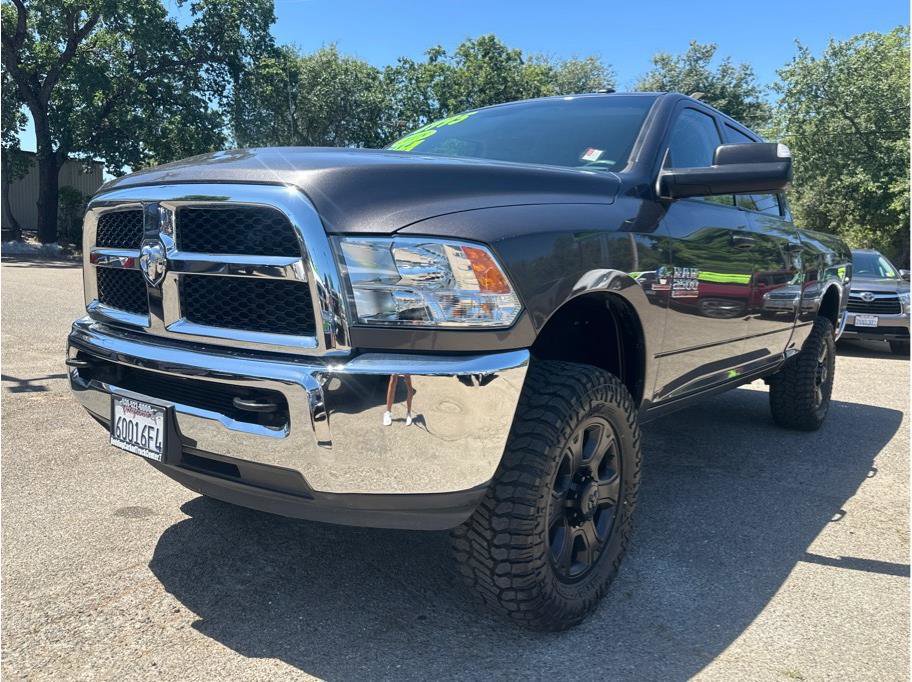 Used 2018 RAM 2500 Tradesman w/ Chrome Appearance Group AWD/4WD image 3