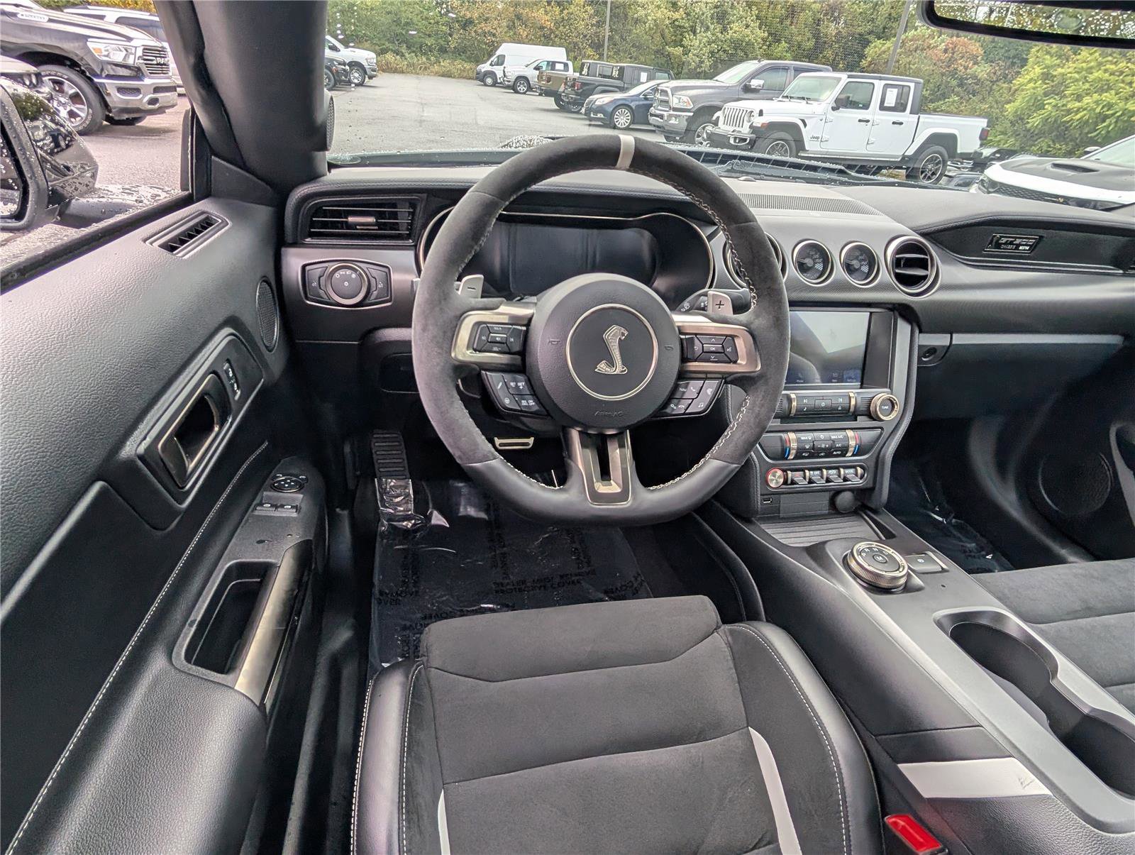 Used 2021 Ford Mustang Shelby GT500 w/ Technology Package image 25