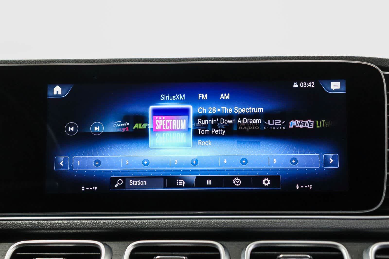 Used 2023 Mercedes-Benz GLE 350 4MATIC image 15