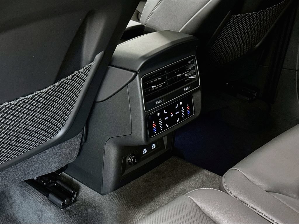 New 2026 Audi Q7 Premium Plus AWD/4WD image 17