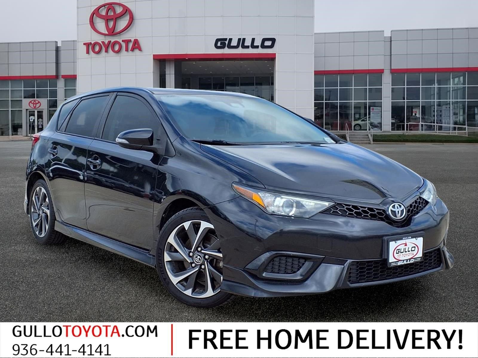 Certified 2018 Toyota Corolla iM FWD image 1