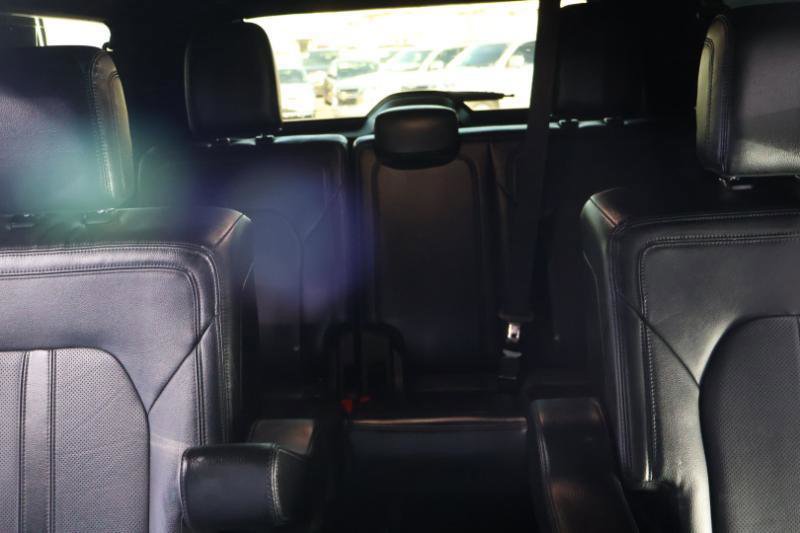Used 2018 Ford Expedition Max Limited w/ Equipment Group 301A image 31