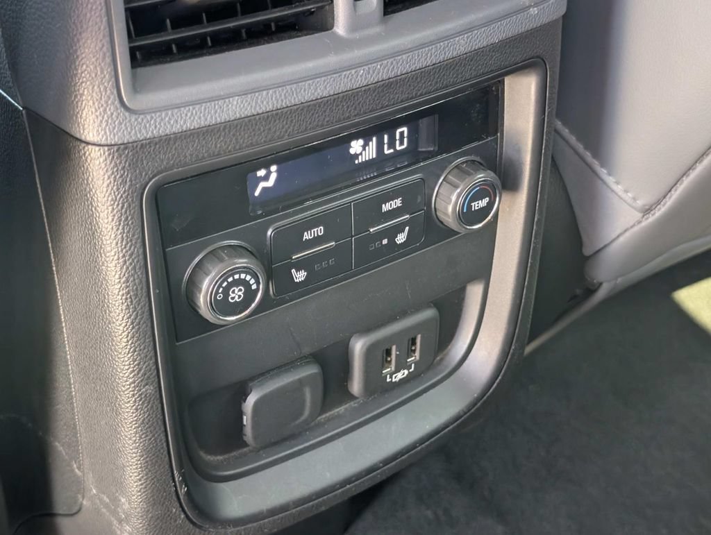 Used 2020 Buick Envision Essence FWD image 20