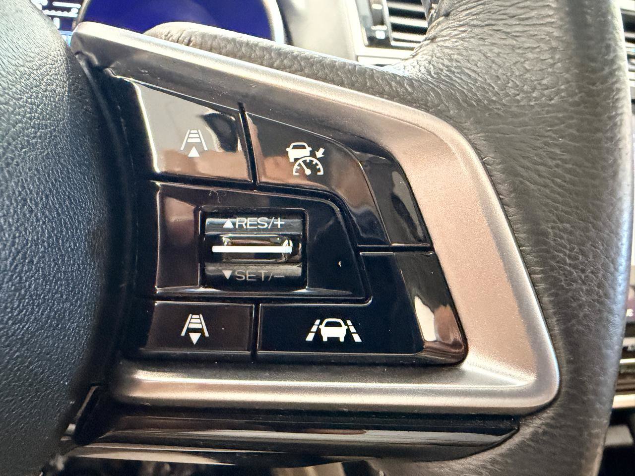 Used 2018 Subaru Outback 2.5i Limited AWD/4WD image 43