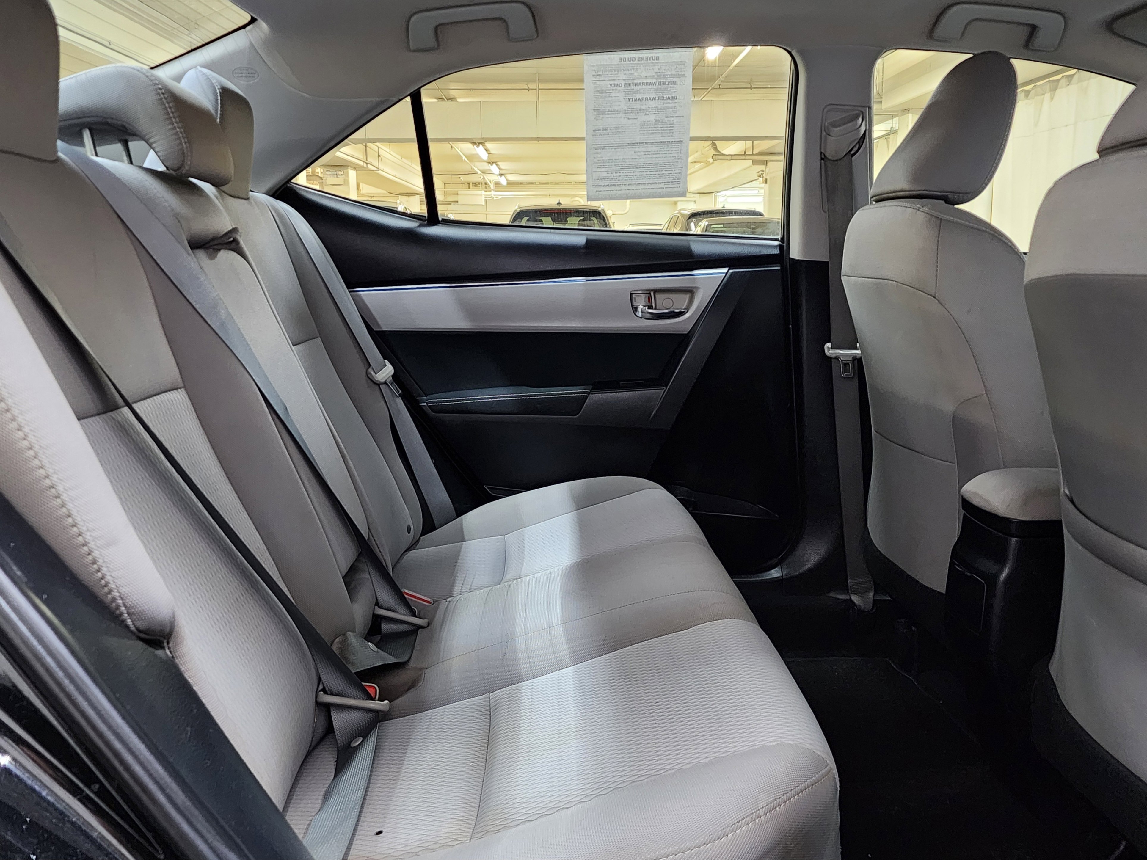 Used 2016 Toyota Corolla LE image 19