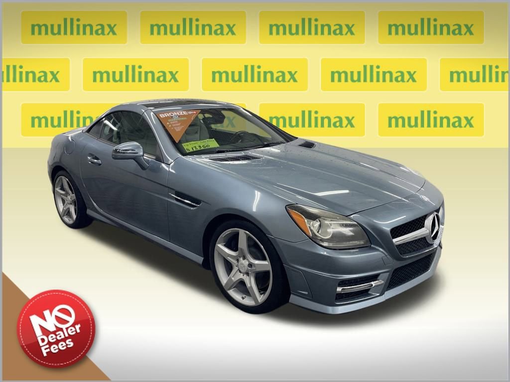 Used 2013 Mercedes-Benz SLK 250 image 1
