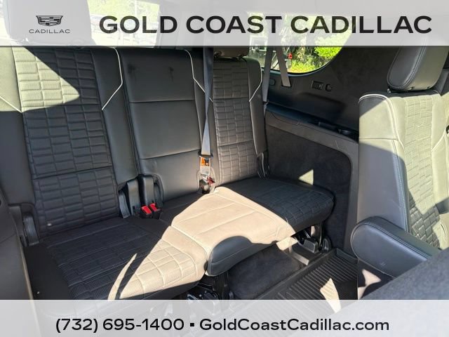 Used 2022 Cadillac Escalade ESV Sport Platinum AWD/4WD image 14