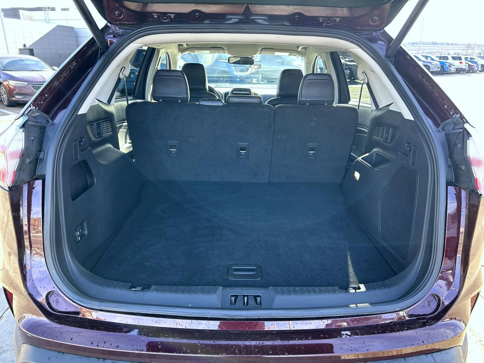 Used 2024 Ford Edge Titanium image 21