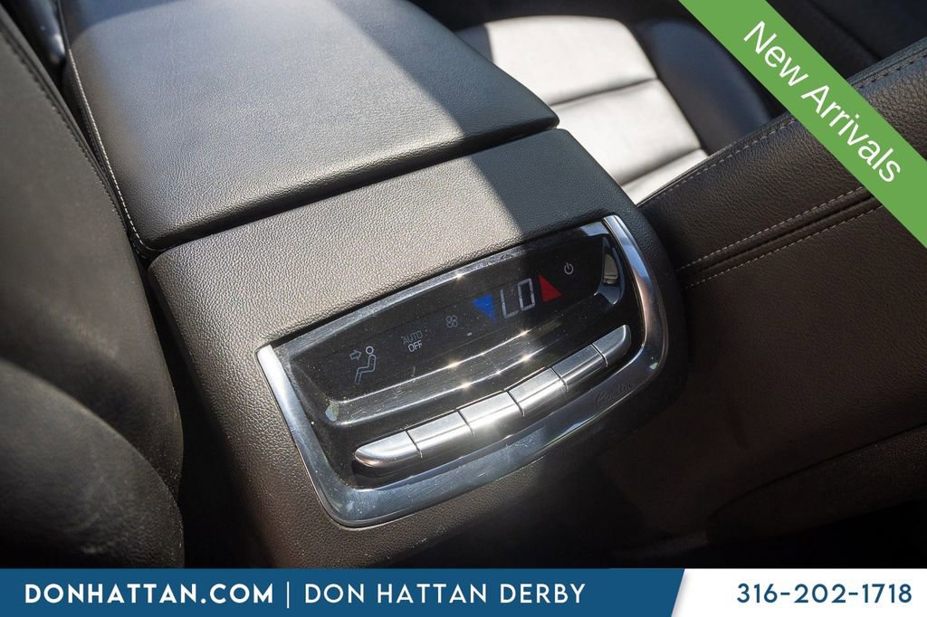 Used 2023 Cadillac XT6 Luxury FWD image 25