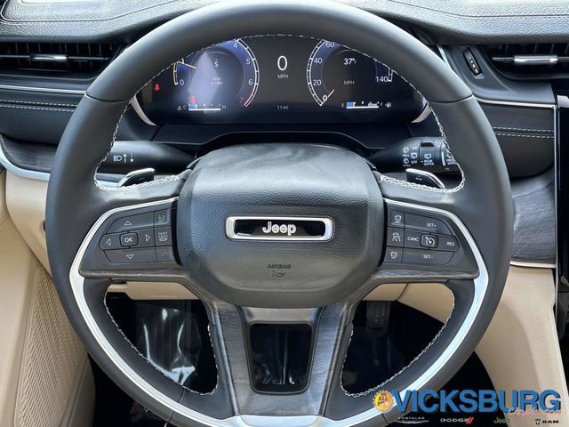 New 2025 Jeep Grand Cherokee Limited w/ Trailer Tow Package image 6