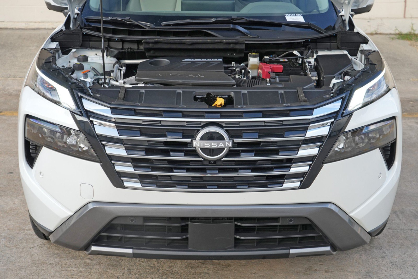 Used 2025 Nissan Rogue SL FWD image 7