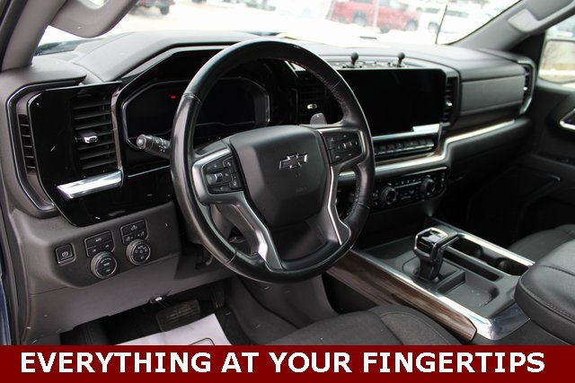 Used 2023 Chevrolet Silverado 1500 RST image 12