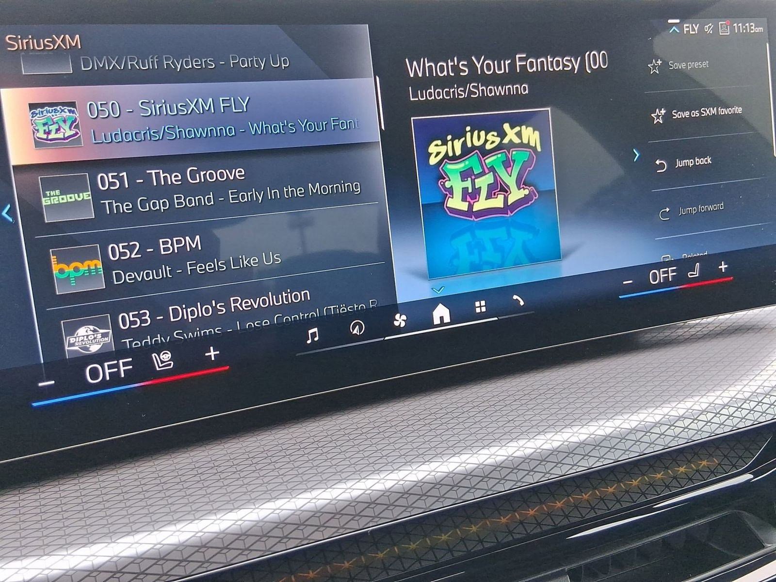 Used 2025 BMW 330i Sedan w/ Convenience Package image 22