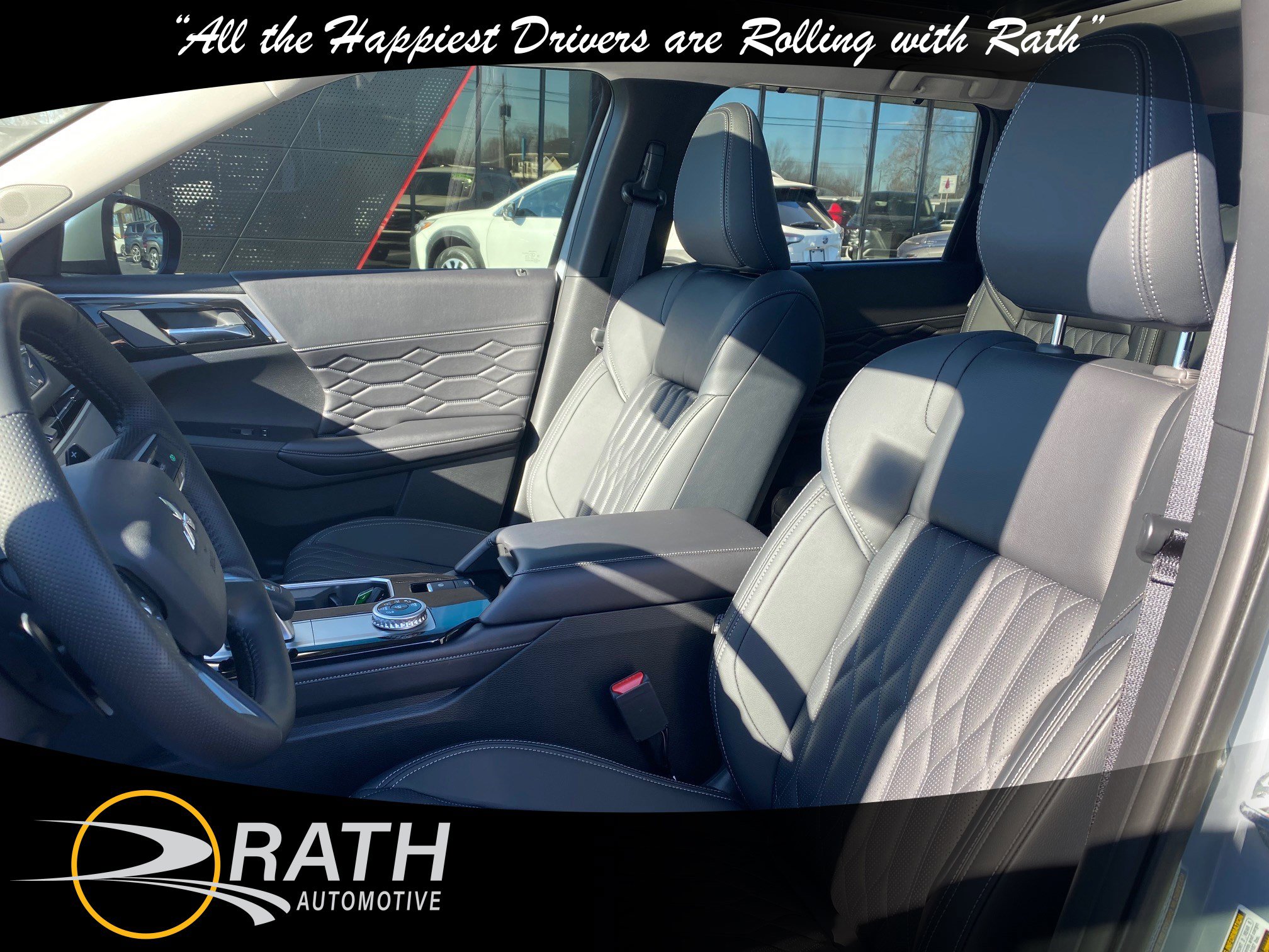 New 2025 Mitsubishi Outlander SEL image 12