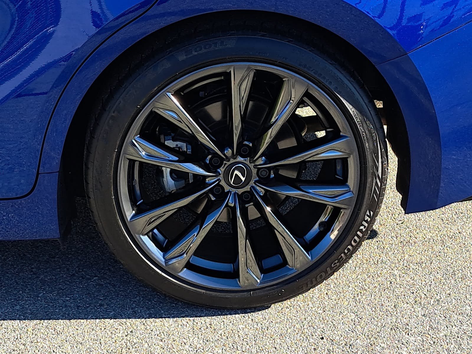 Used 2025 Lexus IS 350 F Sport w/ Accessory Package RWD image 35