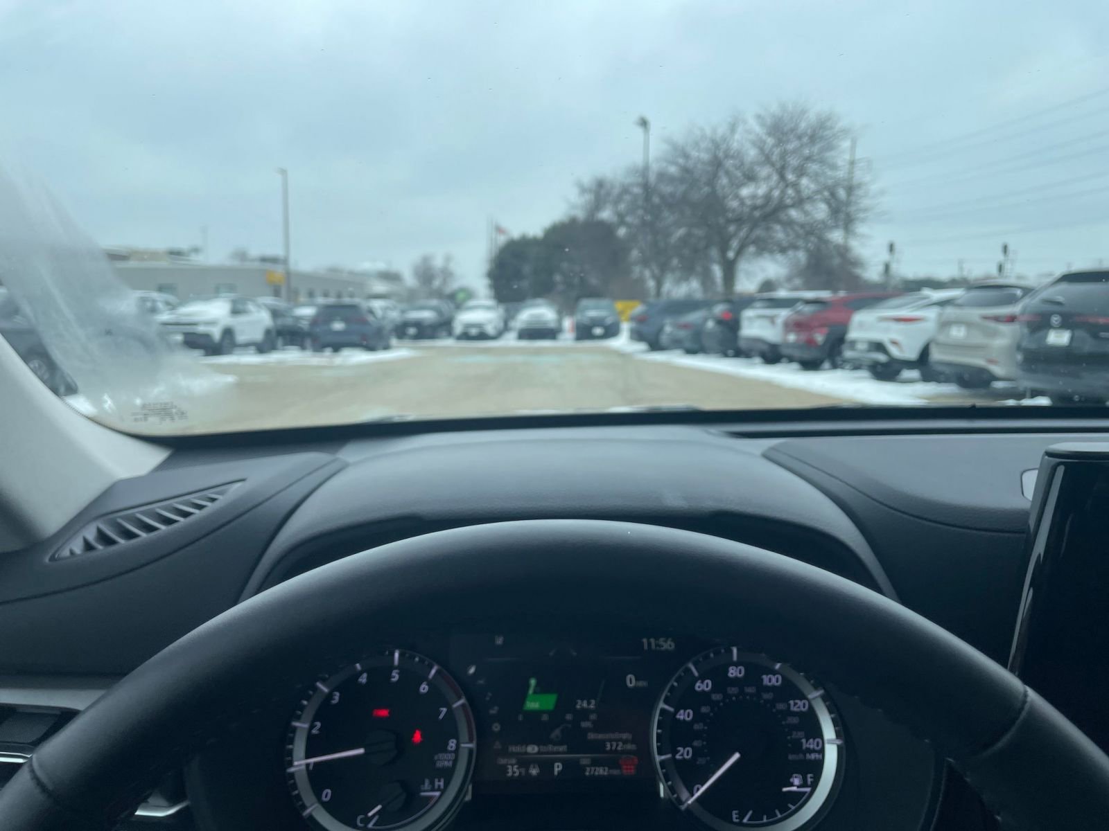 Used 2025 Toyota Highlander LE image 36