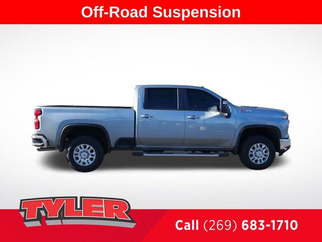 Used 2025 Chevrolet Silverado 2500 LT w/ All Star Edition image 9