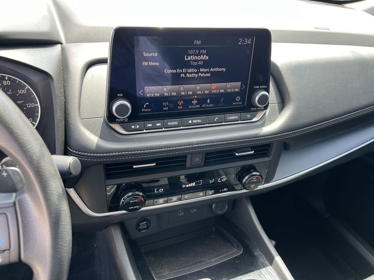 Certified 2024 Nissan Rogue SV image 9