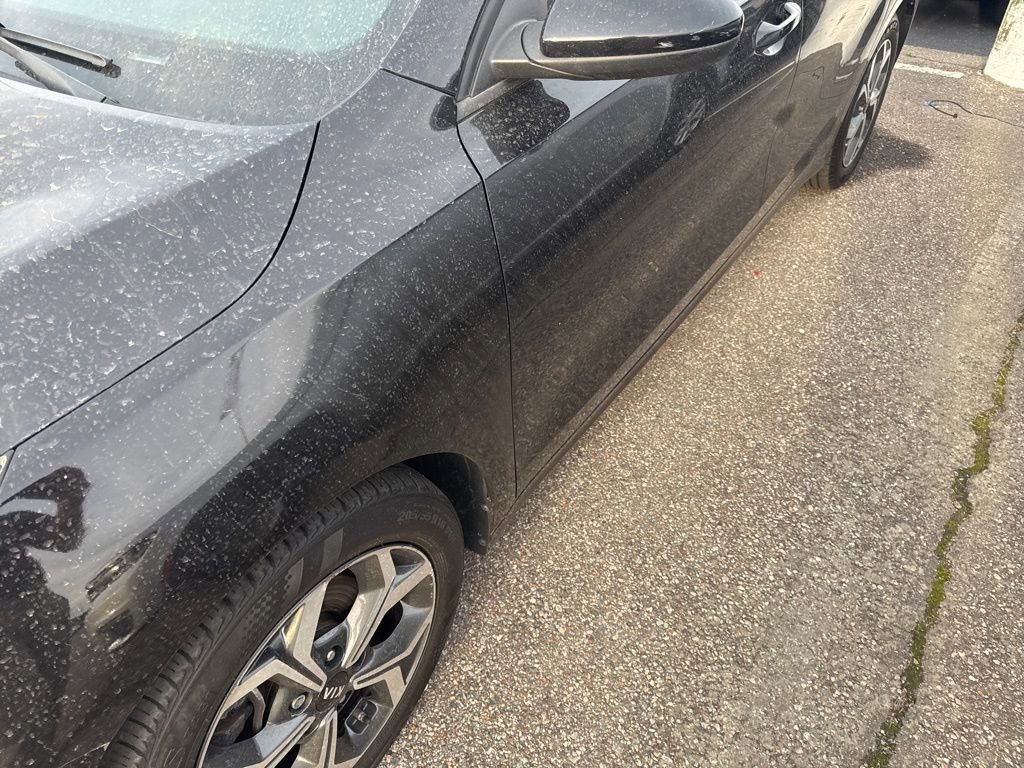 Used 2021 Kia Forte LXS image 2