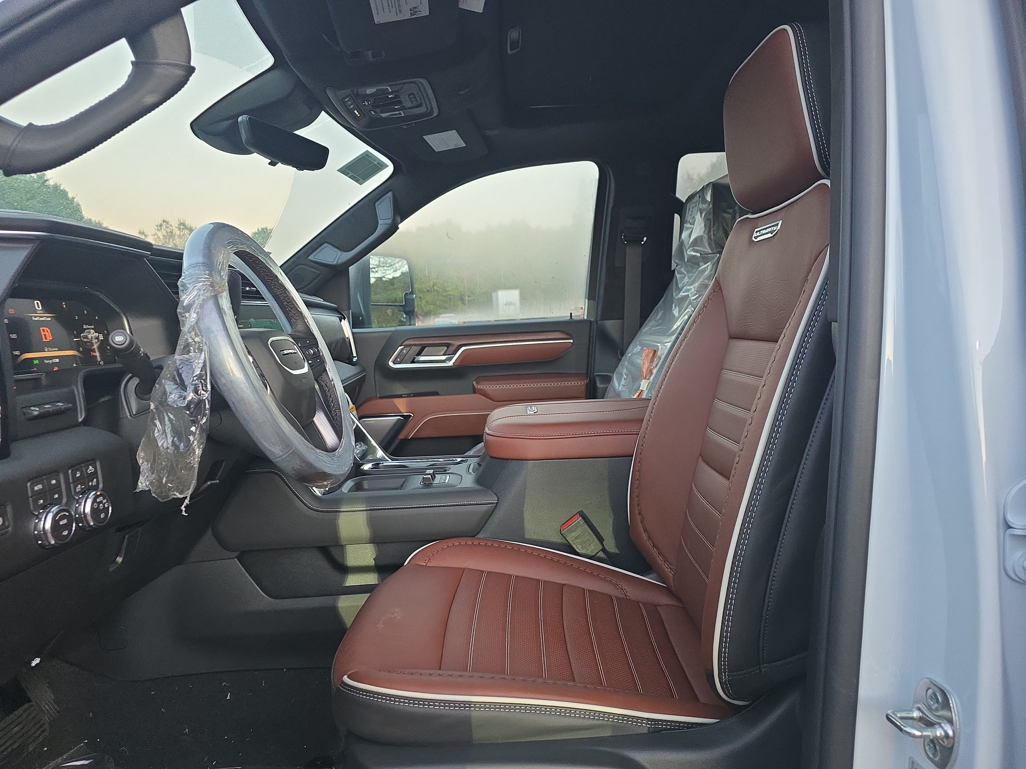 New 2026 GMC Sierra 3500 Denali Ultimate AWD/4WD image 11