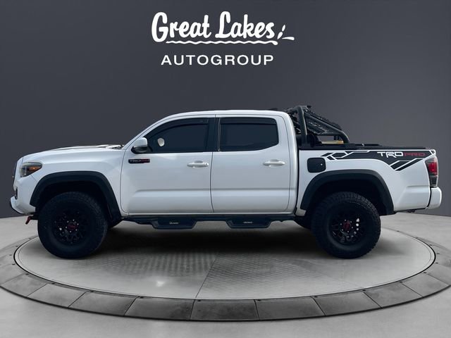 Used 2017 Toyota Tacoma TRD Pro image 2