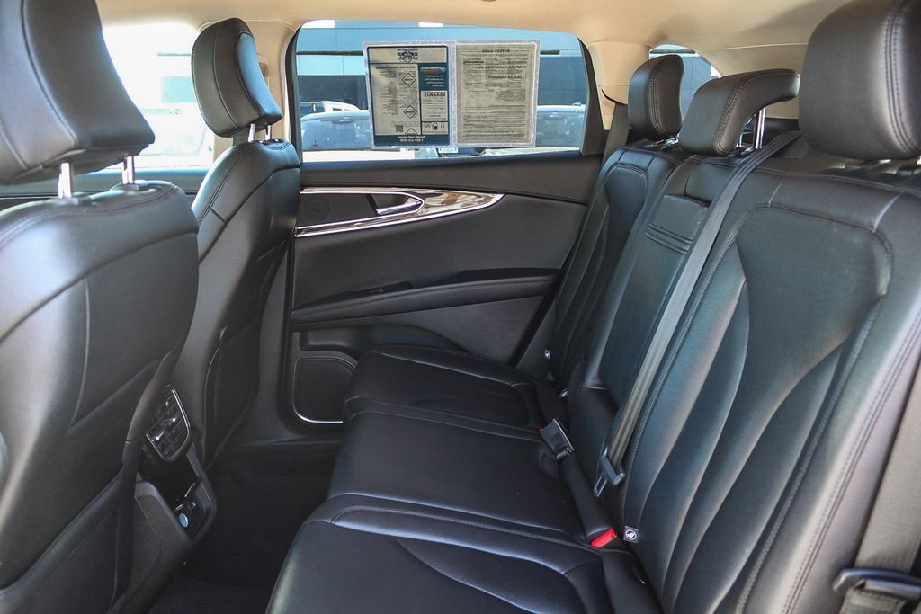 Used 2023 Lincoln Nautilus FWD w/ Premium Package image 23