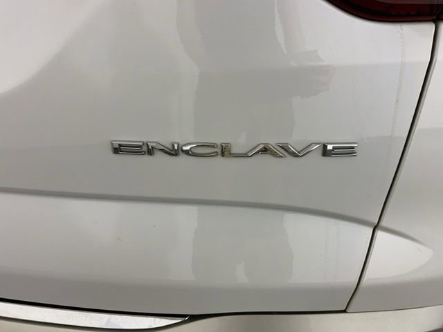 Used 2018 Buick Enclave Essence image 16