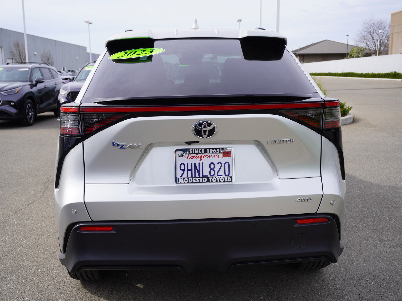 Used 2023 Toyota bZ4X Limited image 9