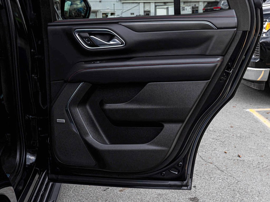 Used 2022 Chevrolet Tahoe RST image 15