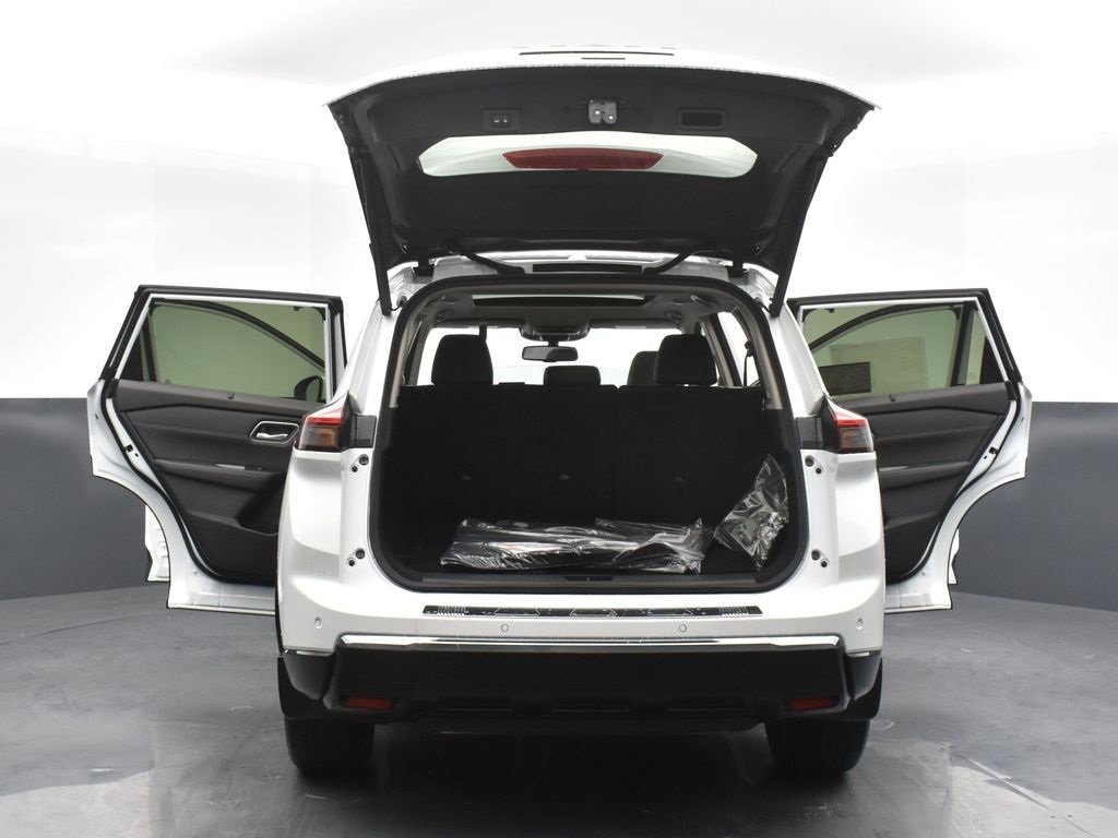 New 2026 Nissan Rogue Platinum image 37