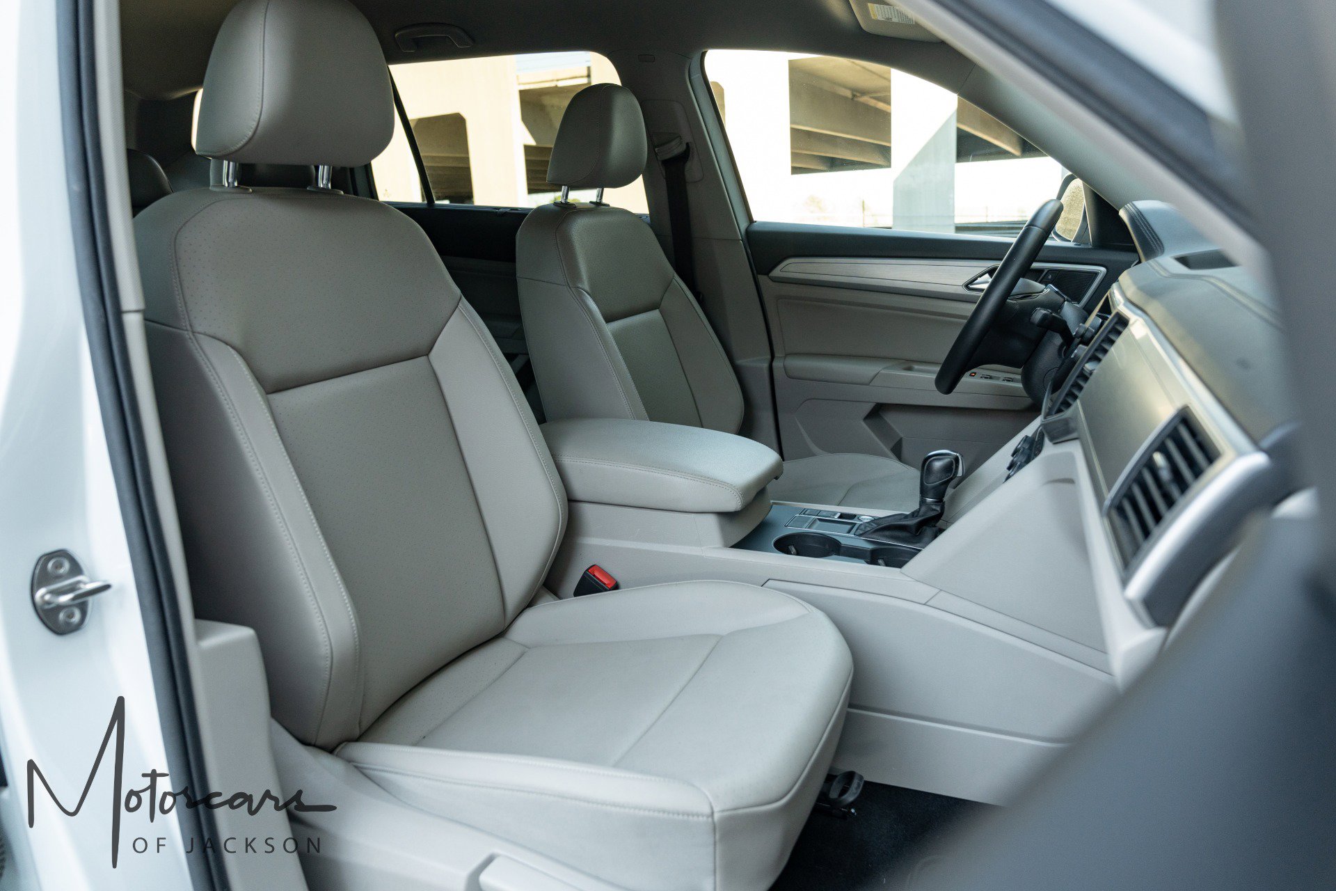 Used 2019 Volkswagen Atlas SE w/ Towing Package image 13