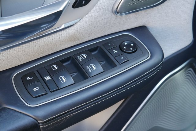 Used 2022 RAM 1500 Limited image 16