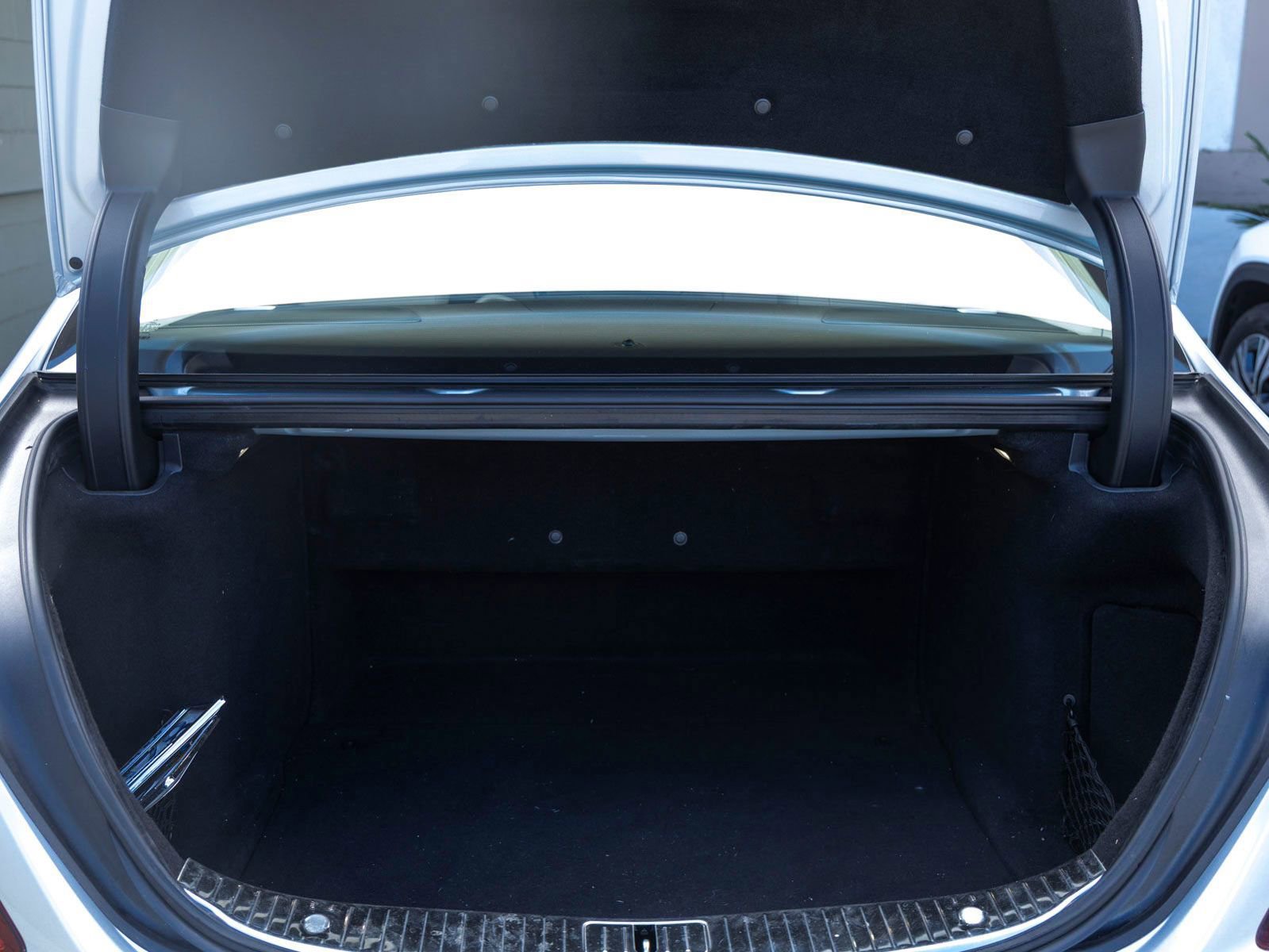 Used 2020 Mercedes-Benz S 560 Sedan image 22