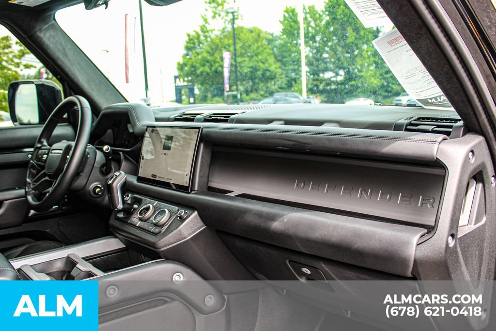 Used 2025 Land Rover Defender 110 X AWD/4WD image 22