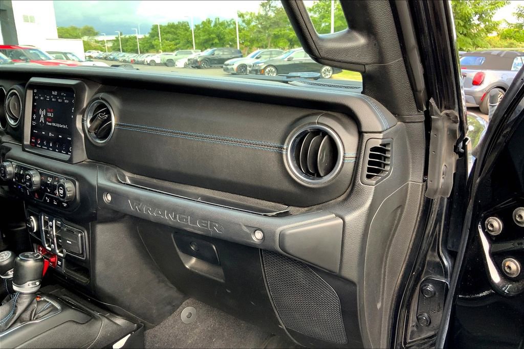 Used 2021 Jeep Wrangler Unlimited Rubicon 4xe w/ Dual Top Group image 16