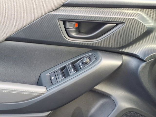 Used 2025 Subaru Crosstrek 2.0i Premium AWD/4WD image 23