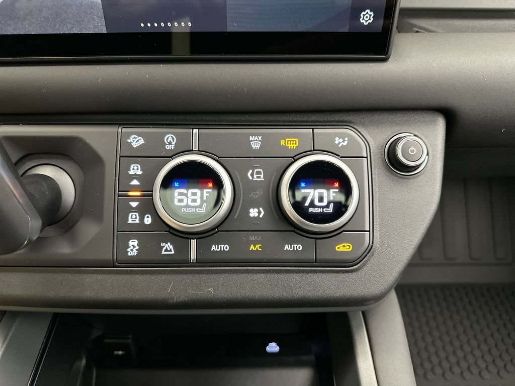 Certified 2025 Land Rover Defender 110 S AWD/4WD image 13