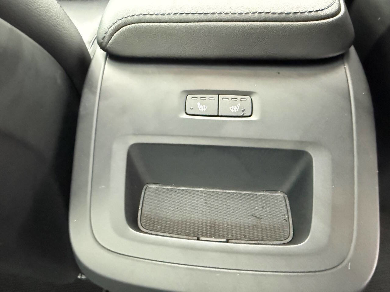 Used 2025 Volvo S60 B5 Core image 14