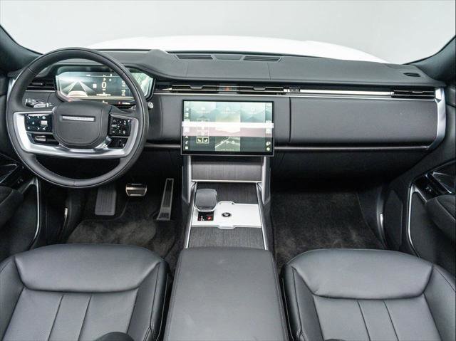 New 2025 Land Rover Range Rover SE image 20