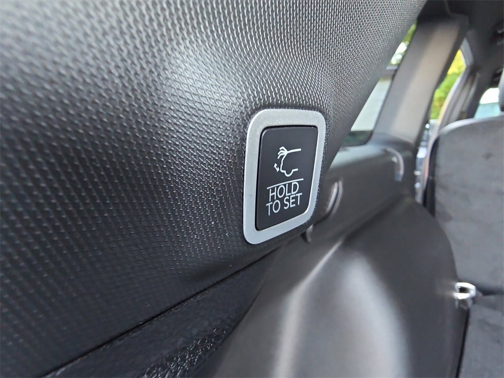 New 2025 Jeep Grand Cherokee Limited image 14